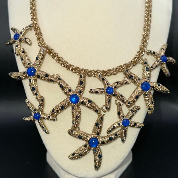Stunning Gold Starfish Necklace with Blue Accents Bib Style 16" Costume Jewelry - Picture 4 of 6